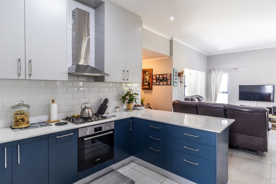 To Let 3 Bedroom Property for Rent in Aan de Wijnlanden Western Cape